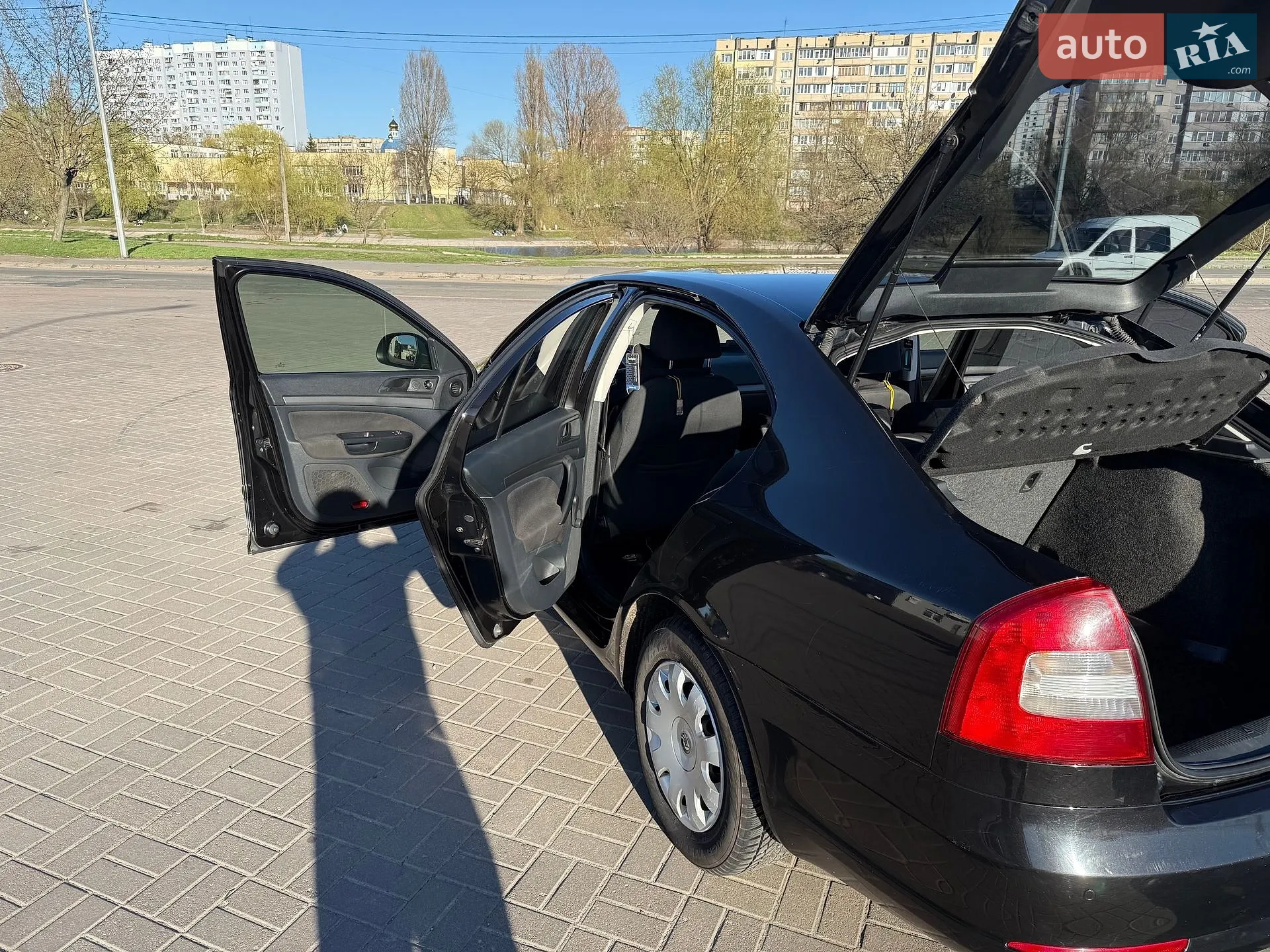 2011 Skoda Octavia - мініатюра 21