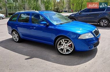 Универсал Skoda Octavia 2009 в Полтаве