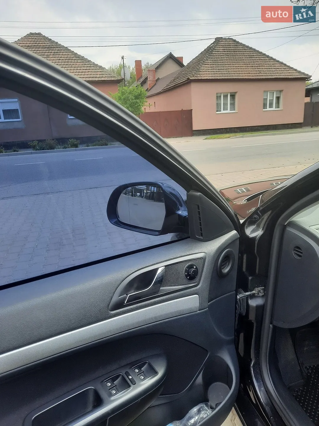 2011 Skoda Octavia - мініатюра 12