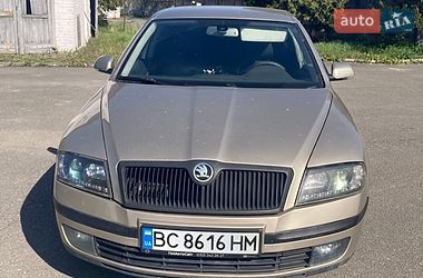Лифтбек Skoda Octavia 2005 в Львове