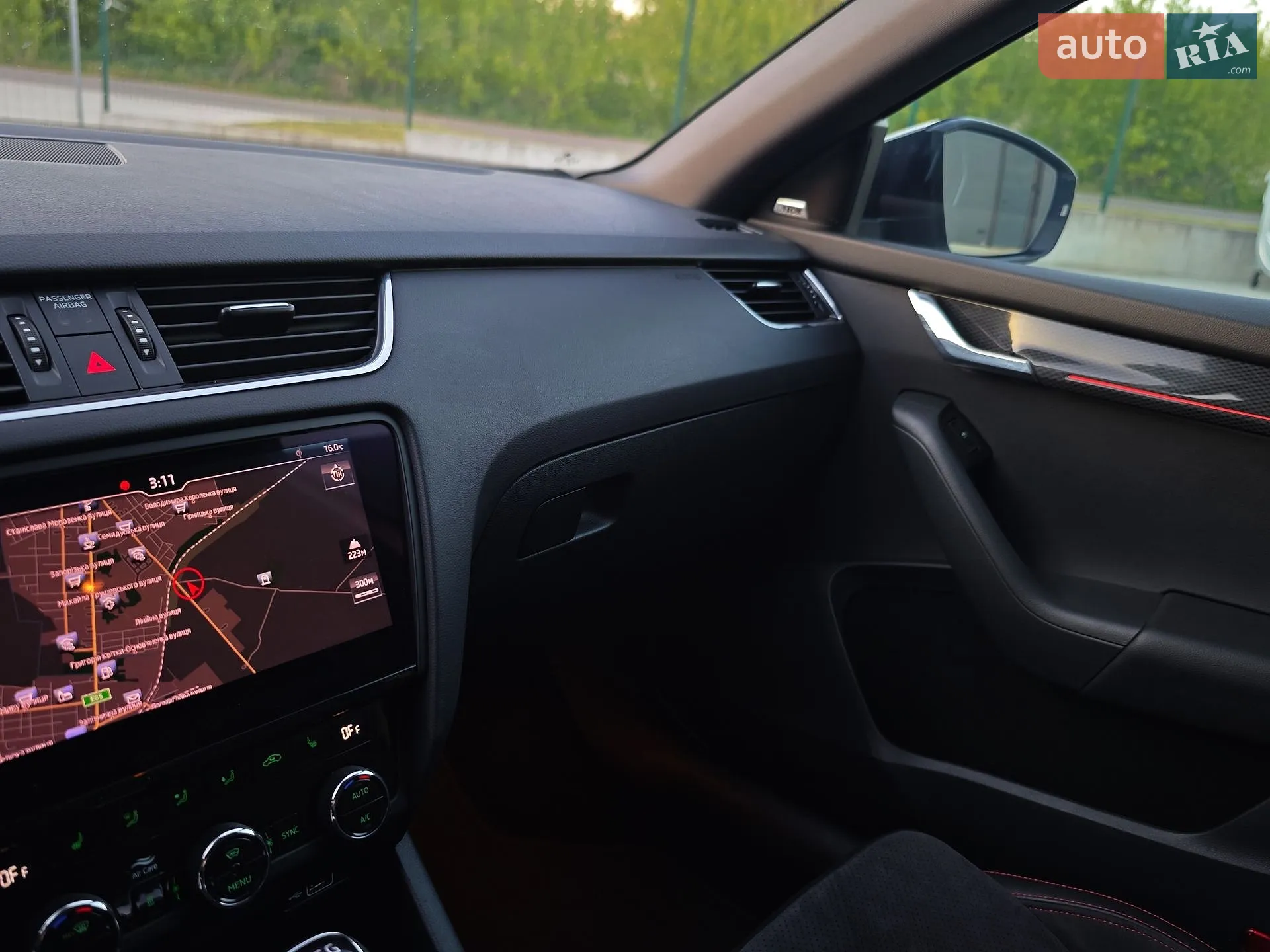 2019 Skoda Octavia - мініатюра 43