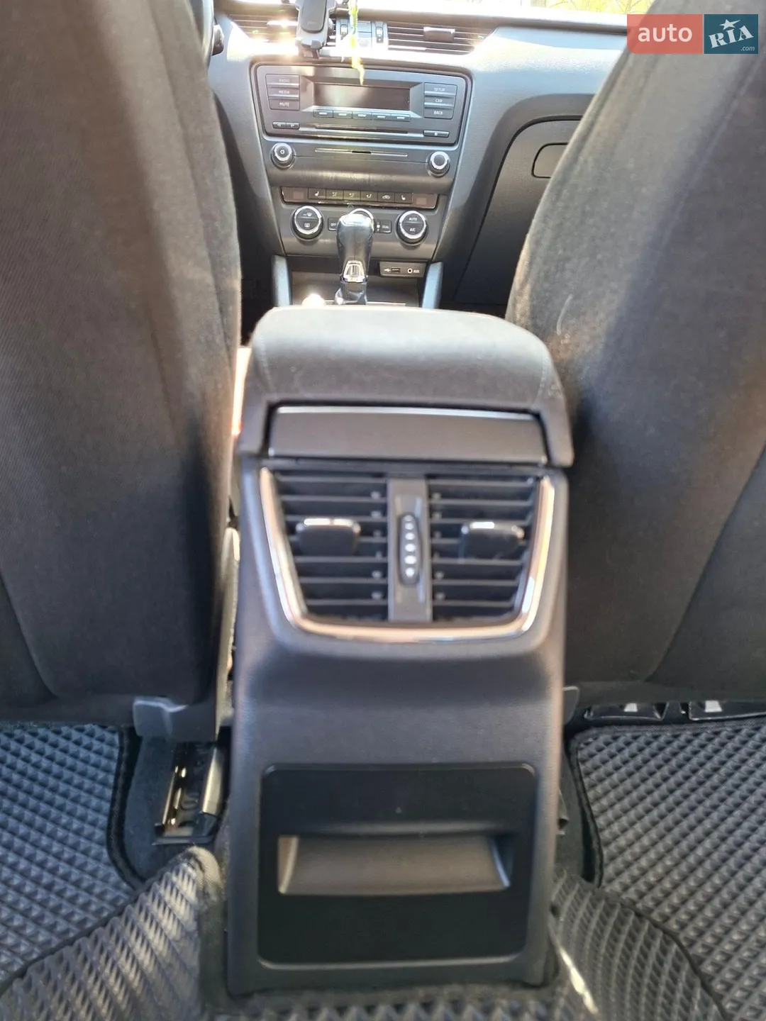 2014 Skoda Octavia - мініатюра 13