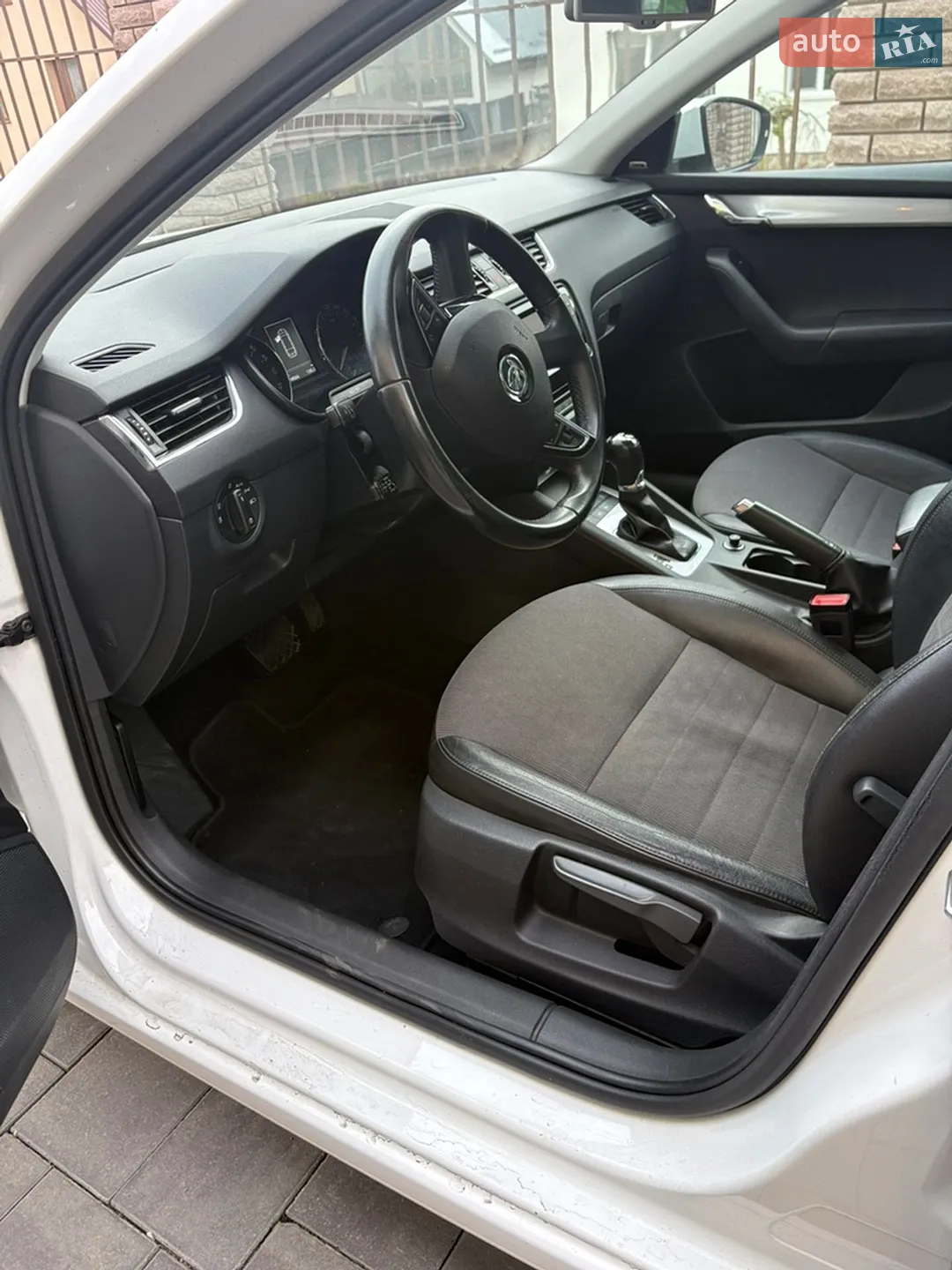 2015 Skoda Octavia - мініатюра 11