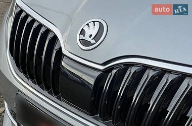 Универсал Skoda Octavia 2019 в Глухове