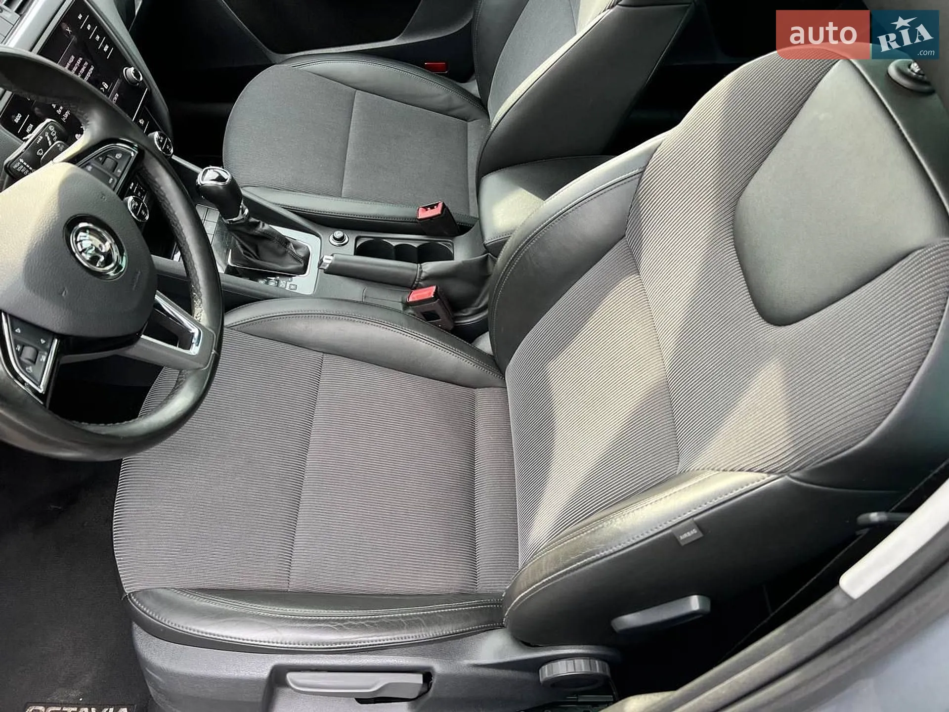 2019 Skoda Octavia - мініатюра 8