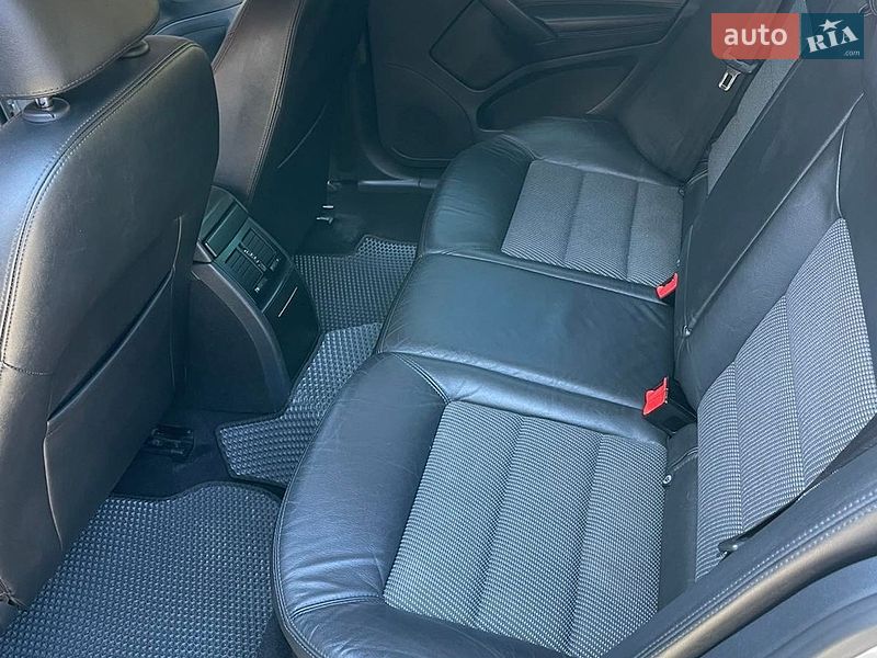 Универсал Skoda Octavia 2010 в Тячеве