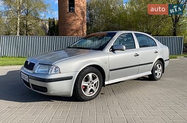 Лифтбек Skoda Octavia 1998 в Житомире