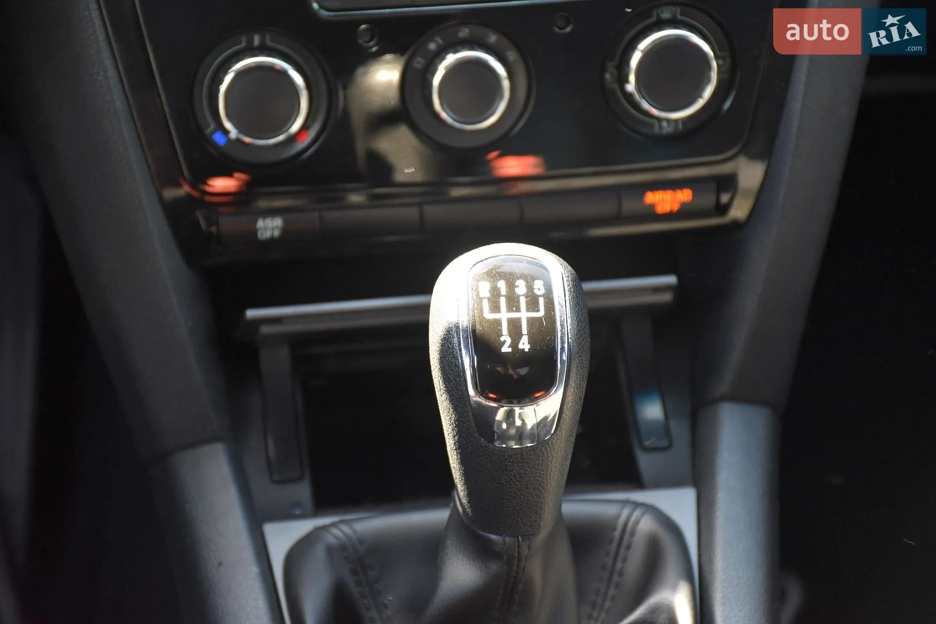 2011 Skoda Octavia - мініатюра 26