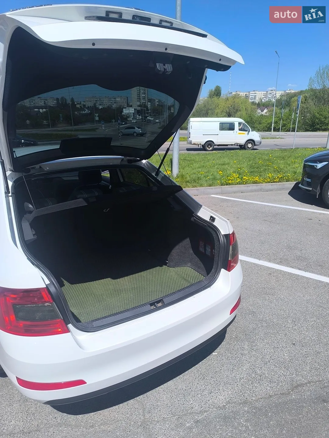 2014 Skoda Octavia - мініатюра 18