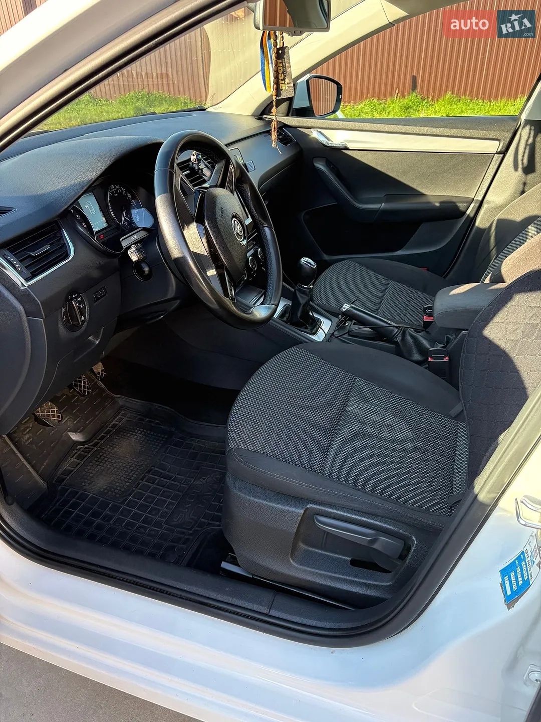2013 Skoda Octavia - мініатюра 18