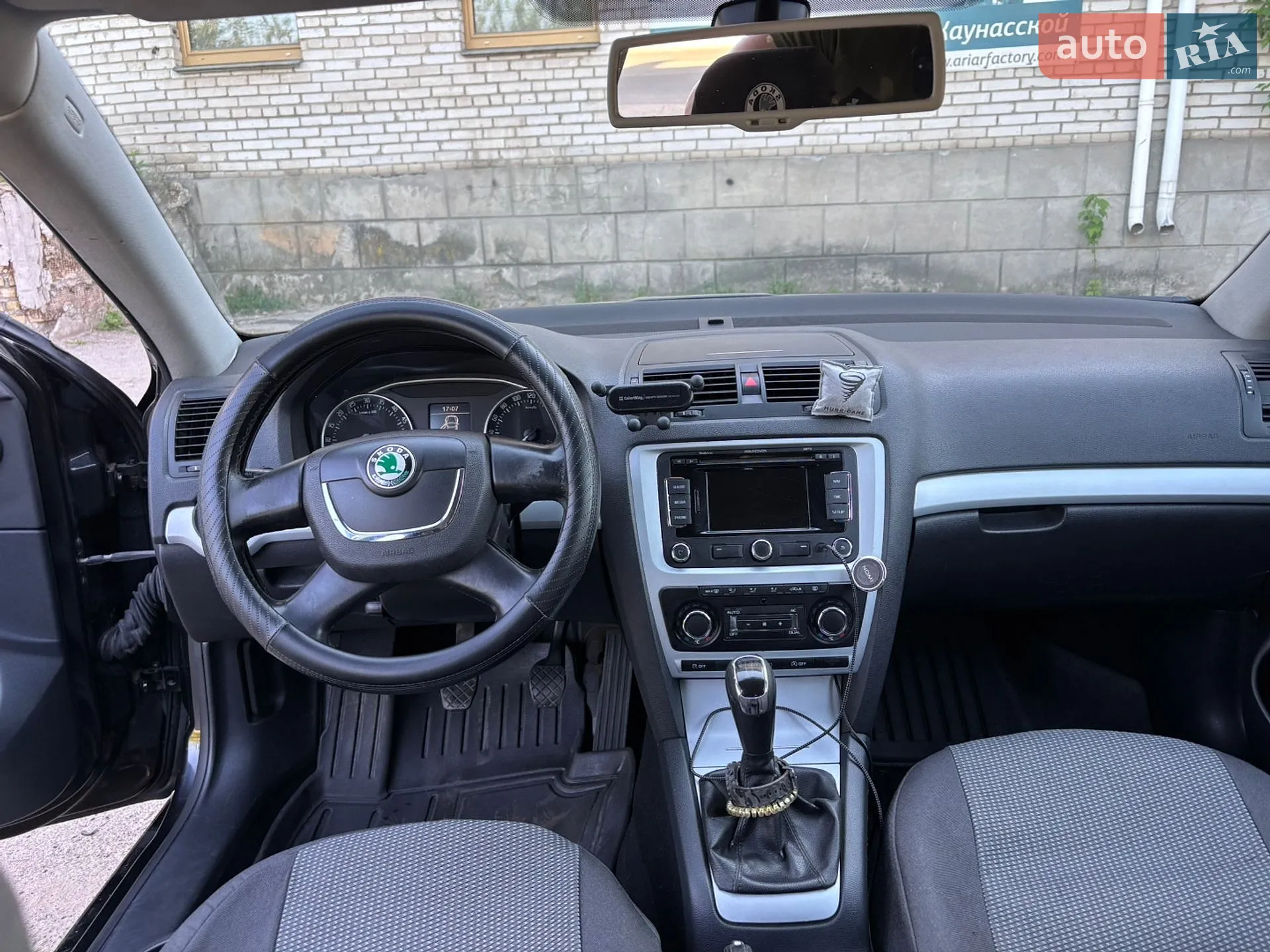 2011 Skoda Octavia - мініатюра 9