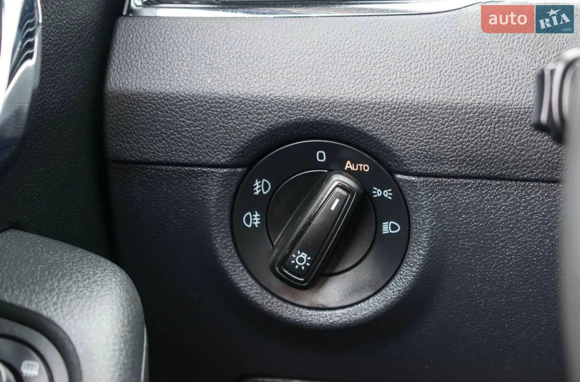 2019 Skoda Octavia - мініатюра 38