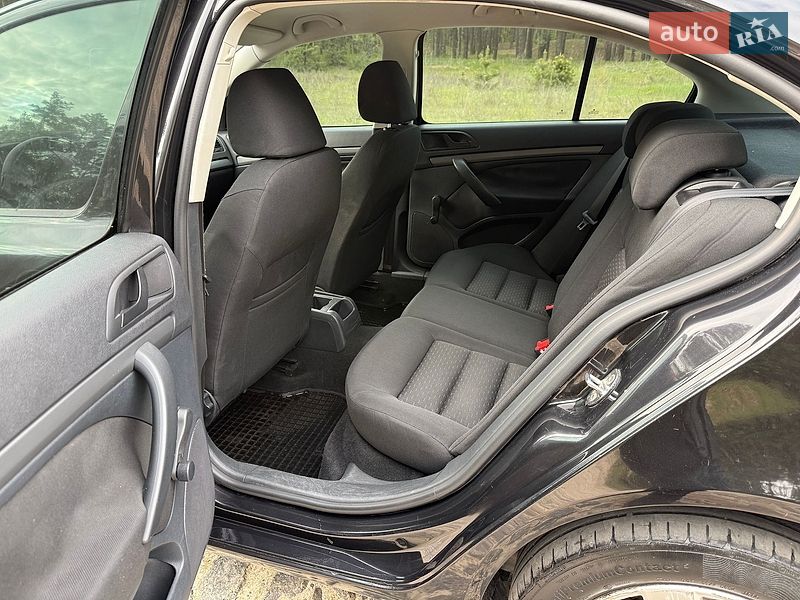 Ліфтбек Skoda Octavia 2009 в Охтирці