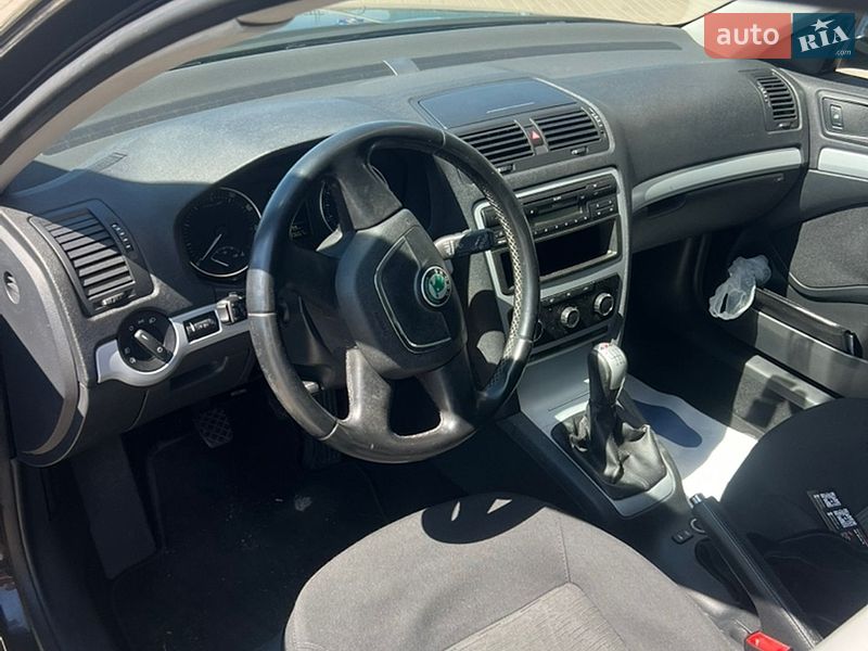 Универсал Skoda Octavia 2010 в Киеве фото 11 Универсал Skoda Octavia 2010 в Киеве