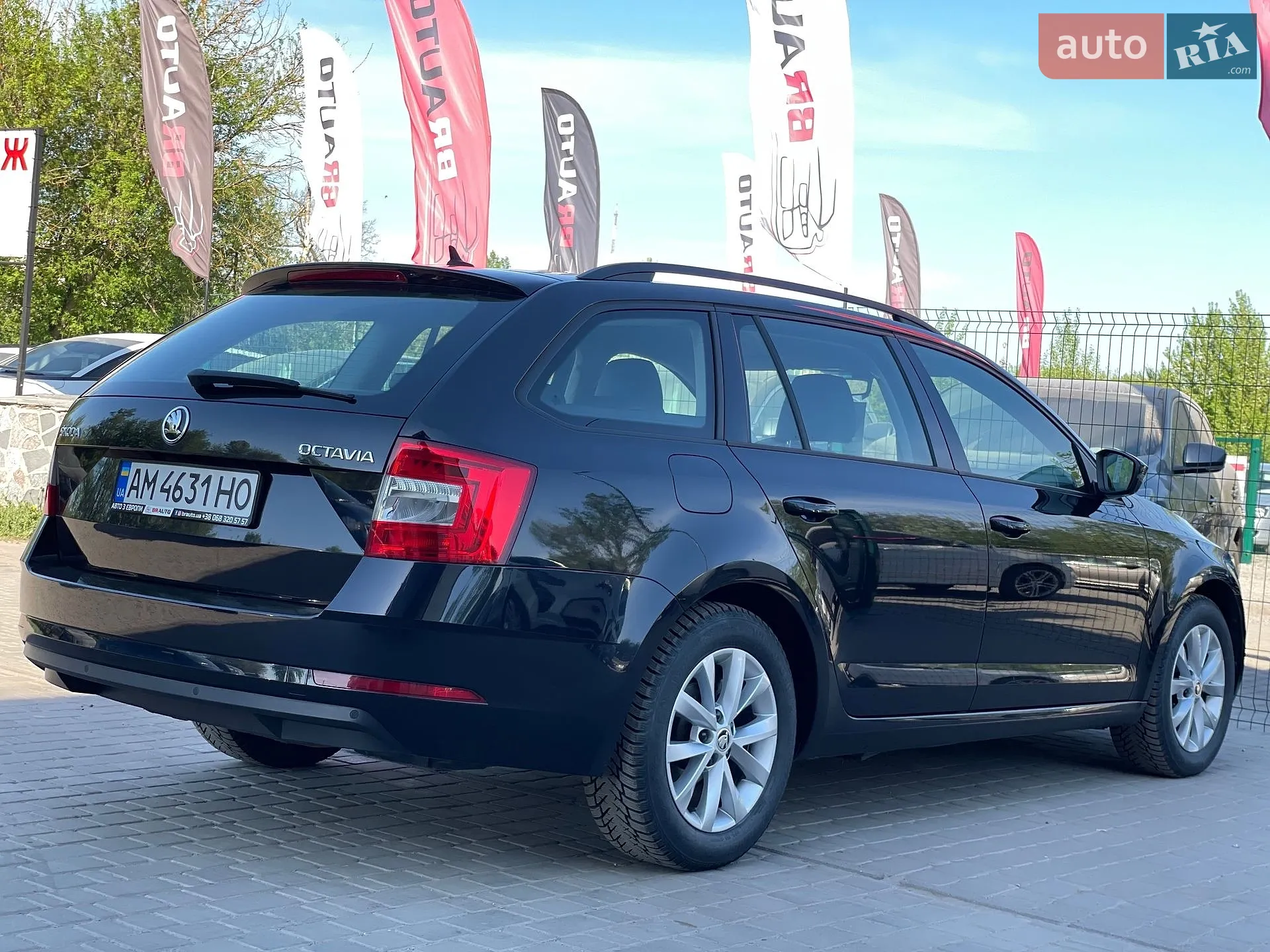 2019 Skoda Octavia - мініатюра 13
