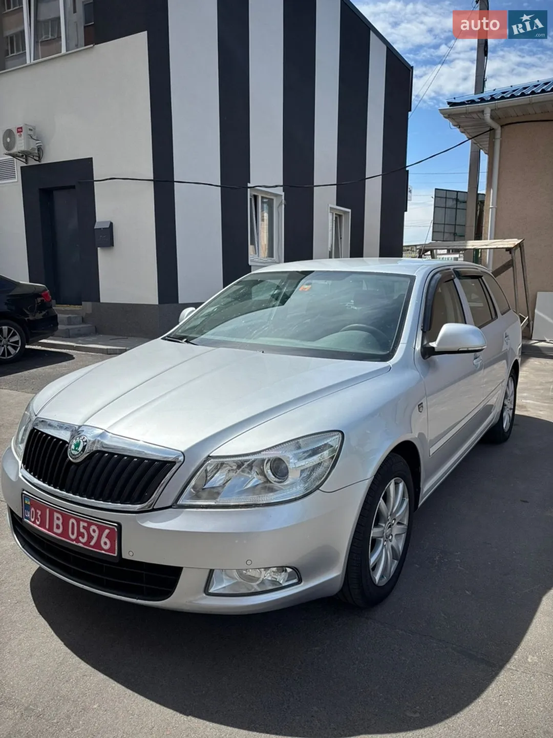 2011 Skoda Octavia - фото 1