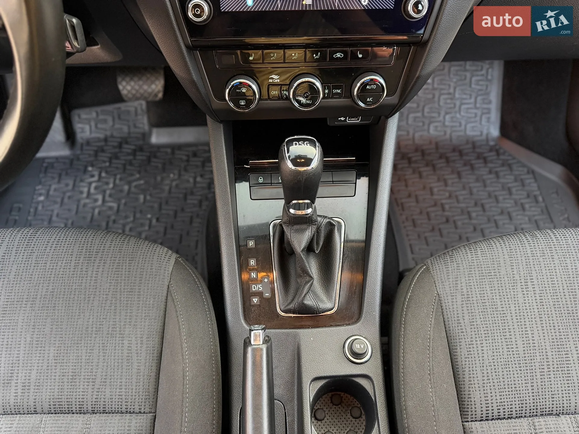 2018 Skoda Octavia - мініатюра 25