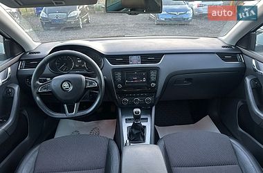 Универсал Skoda Octavia 2015 в Хусте