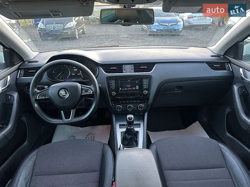 Универсал Skoda Octavia 2015 в Хусте