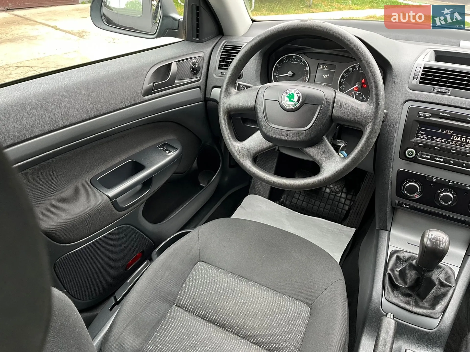 2011 Skoda Octavia - мініатюра 75