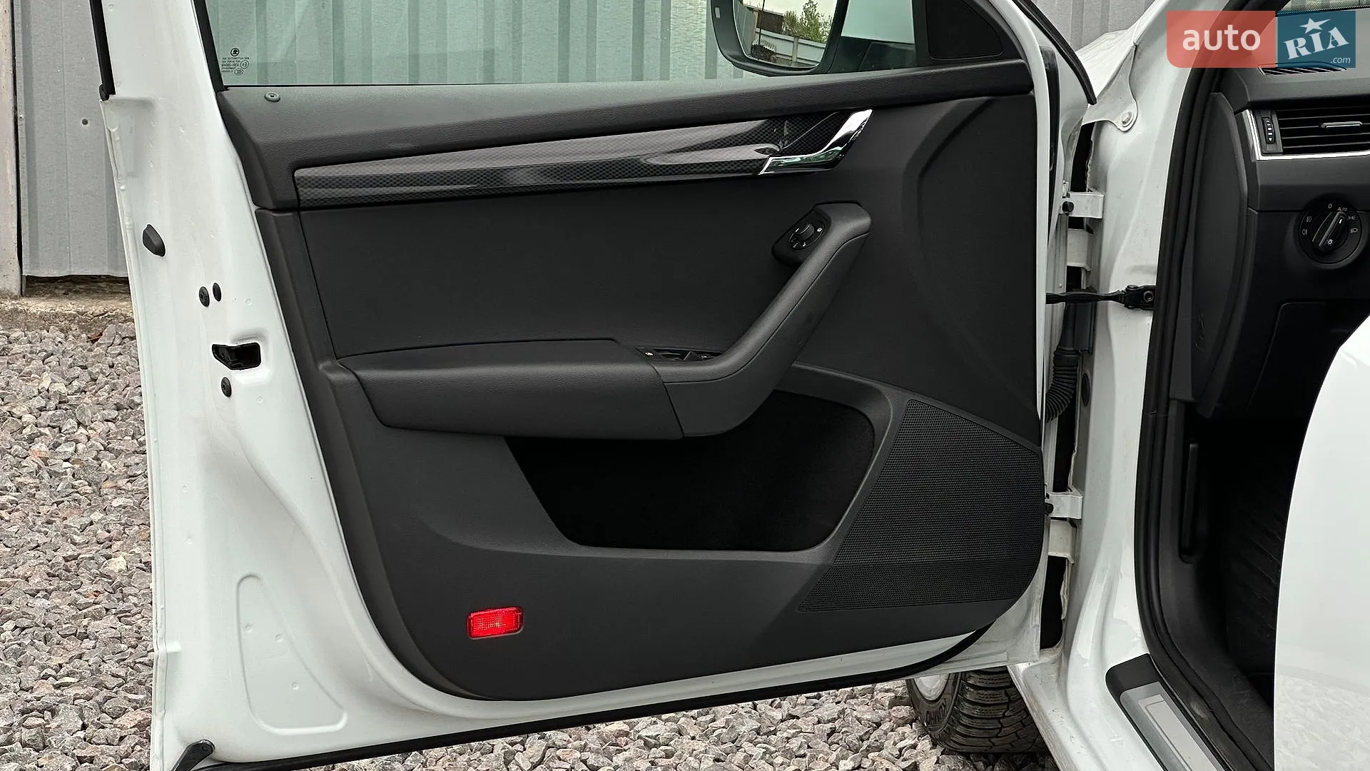 2015 Skoda Octavia - мініатюра 53