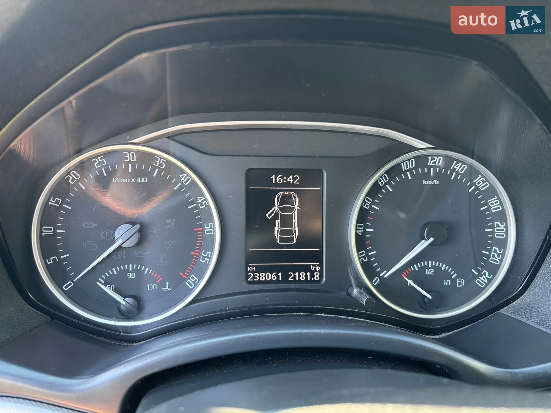 2013 Skoda Octavia - мініатюра 8