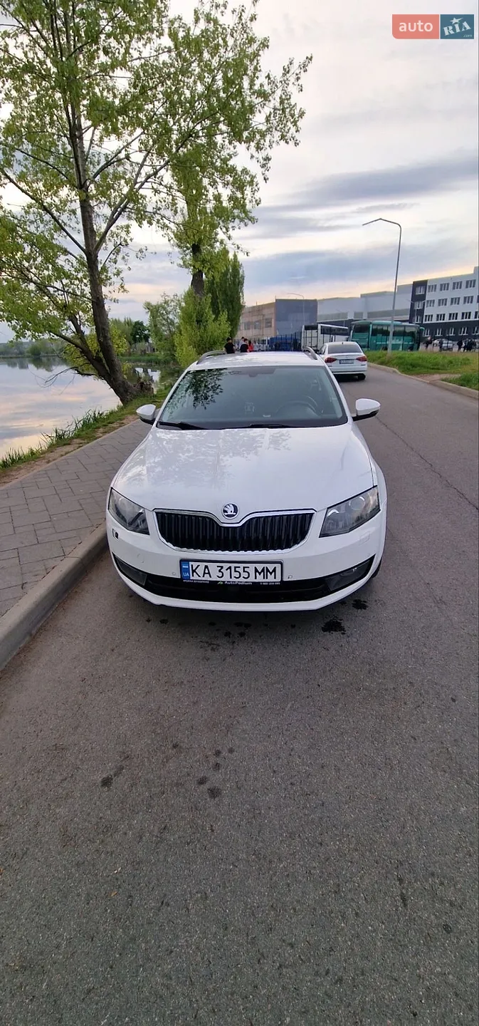 2015 Skoda Octavia - фото 1