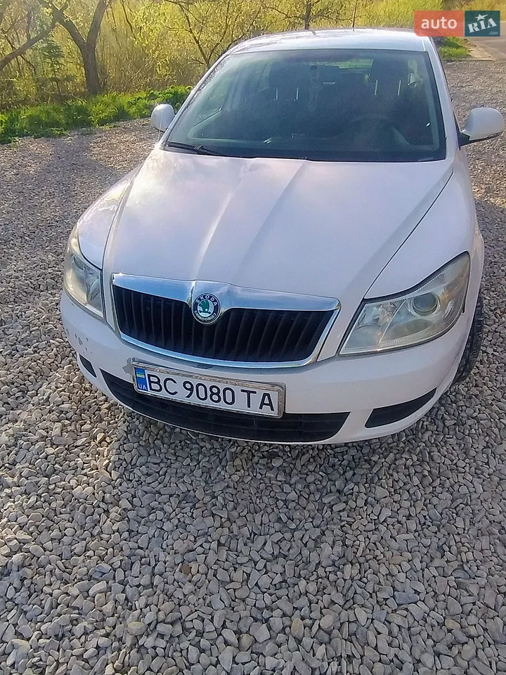 2011 Skoda Octavia - мініатюра 11