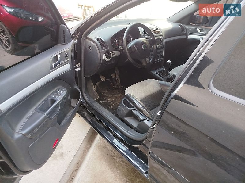 Лифтбек Skoda Octavia 2006 в Золочеве