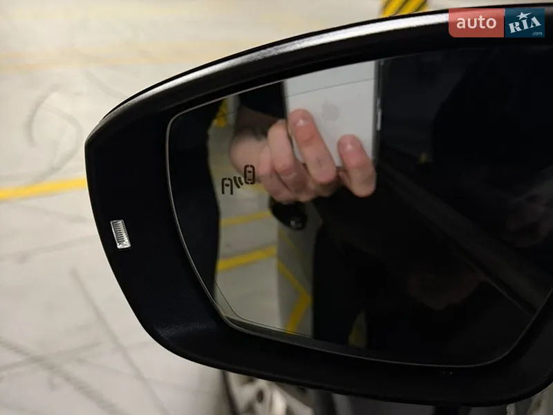 Skoda Octavia 2020 VIN TMBLK7NEXL0185344 фото оголошення 11 з 57