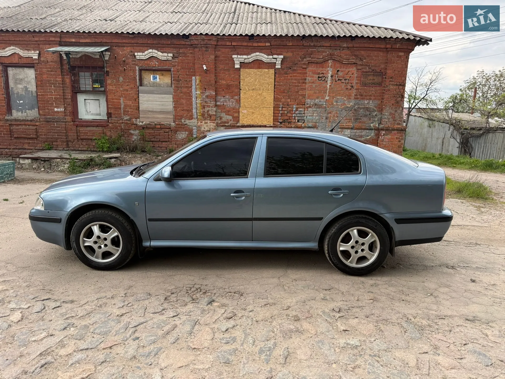 2010 Skoda Octavia - мініатюра 3