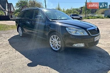 Універсал Skoda Octavia 2009 в Житомирі