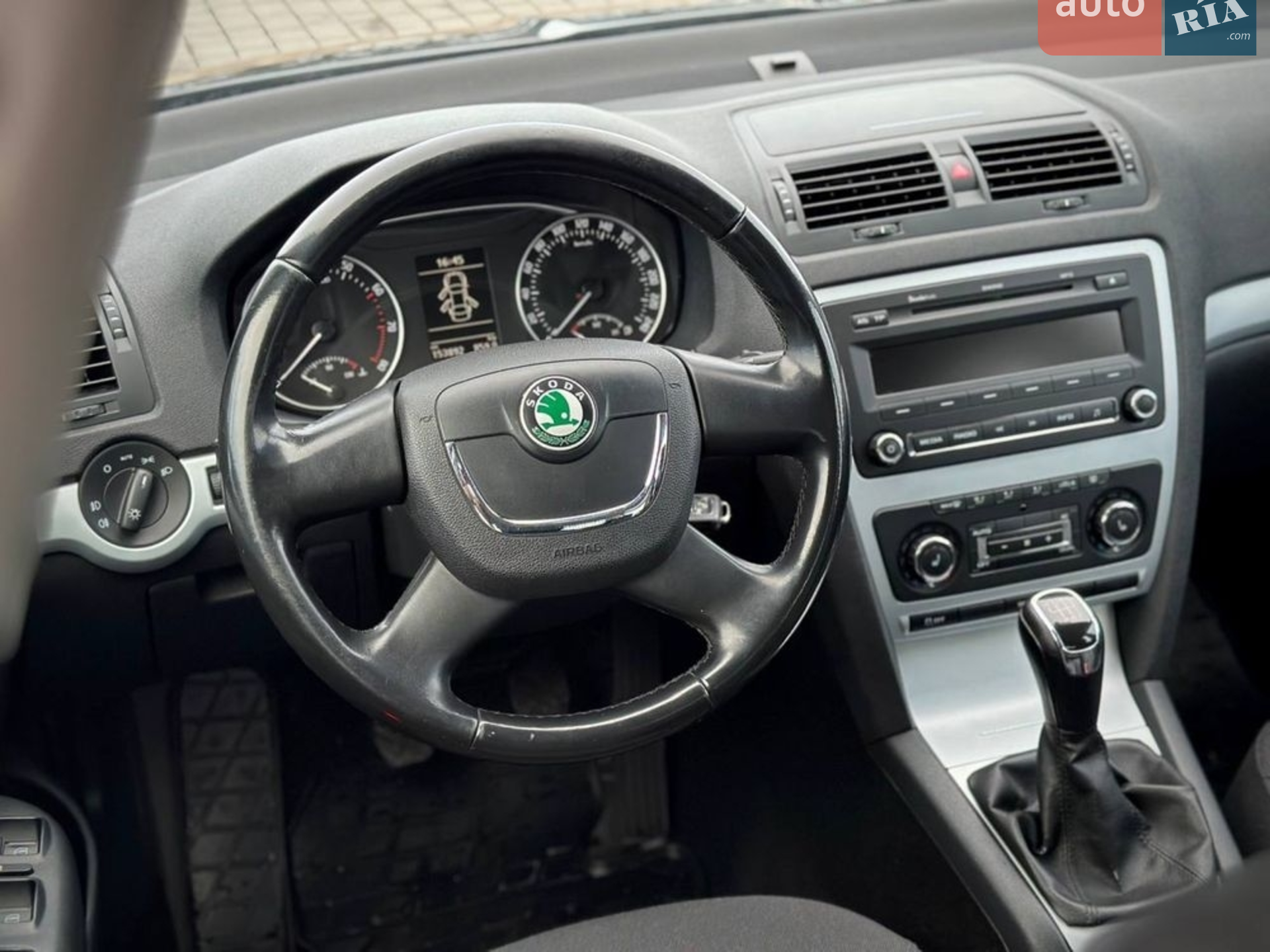 2011 Skoda Octavia - мініатюра 14
