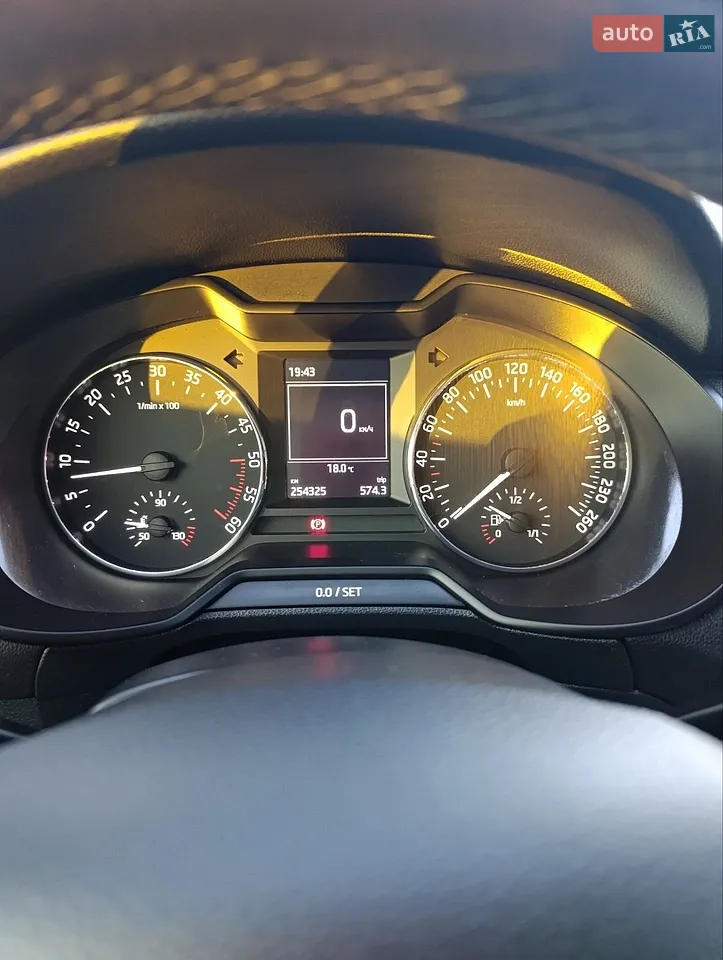 2014 Skoda Octavia - мініатюра 24