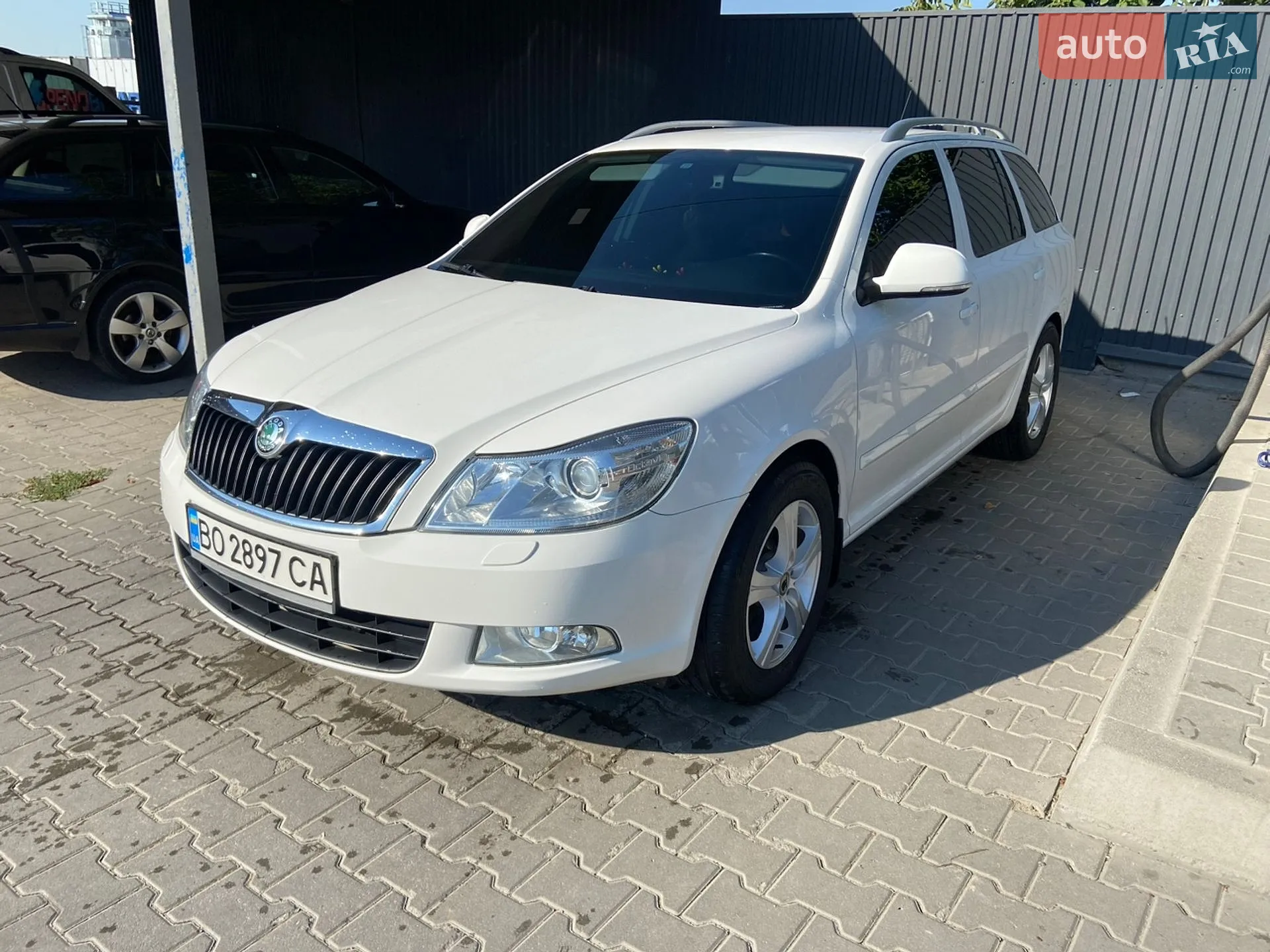 2011 Skoda Octavia - мініатюра 2