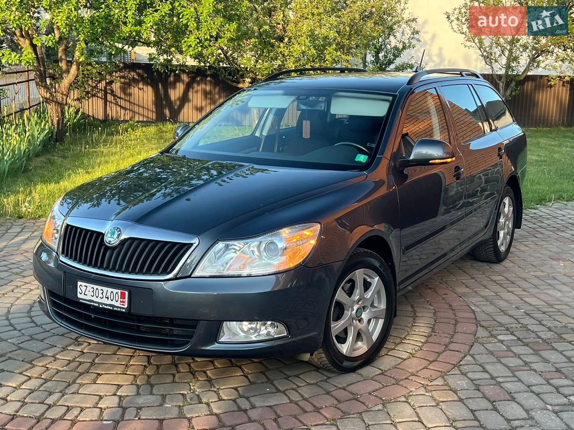 2011 Skoda Octavia - мініатюра 2
