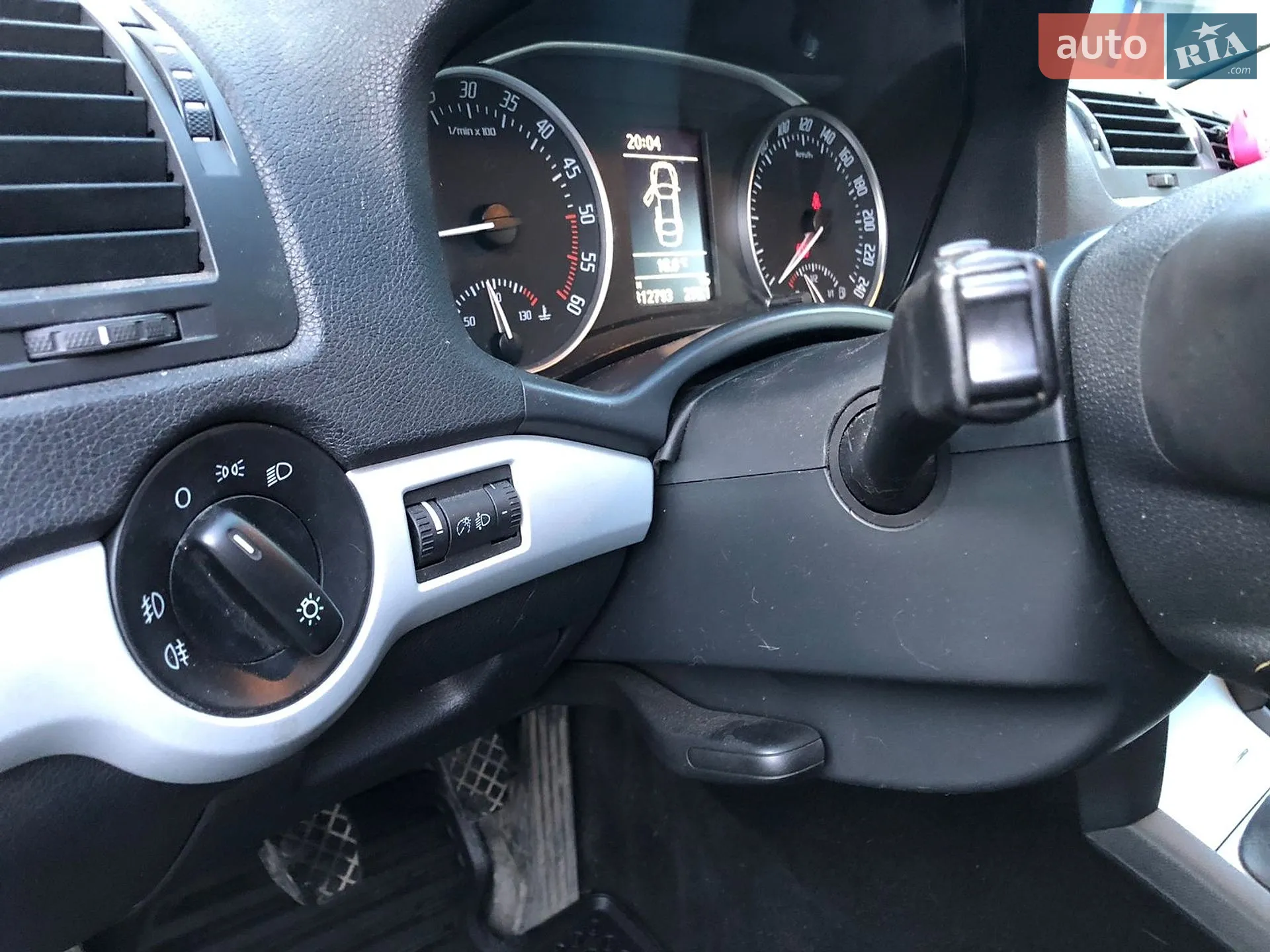 2010 Skoda Octavia - мініатюра 15