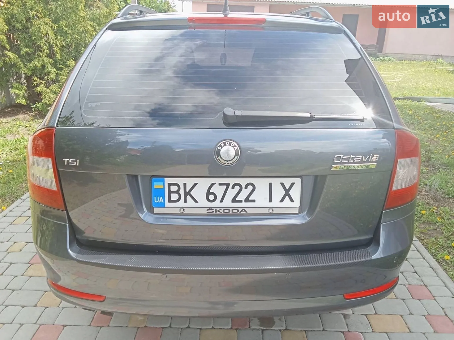 2010 Skoda Octavia - мініатюра 4