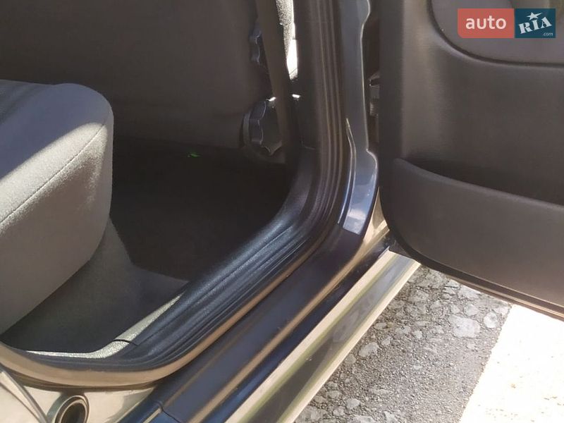 Универсал Skoda Octavia 2005 в Запорожье