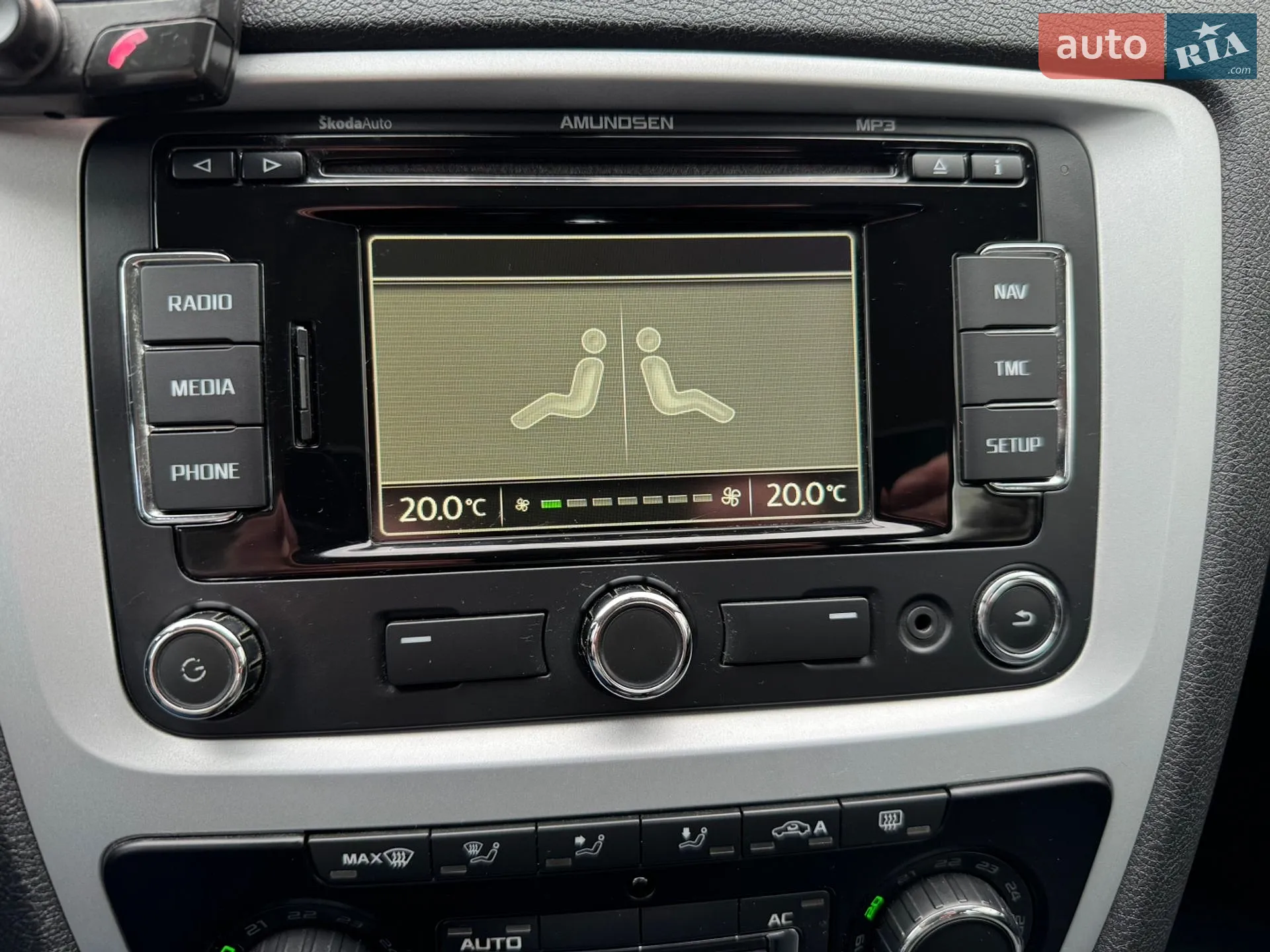 2011 Skoda Octavia - мініатюра 56