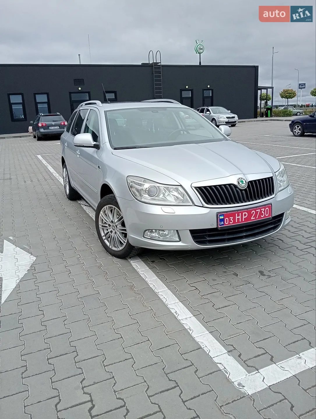 2010 Skoda Octavia - мініатюра 3