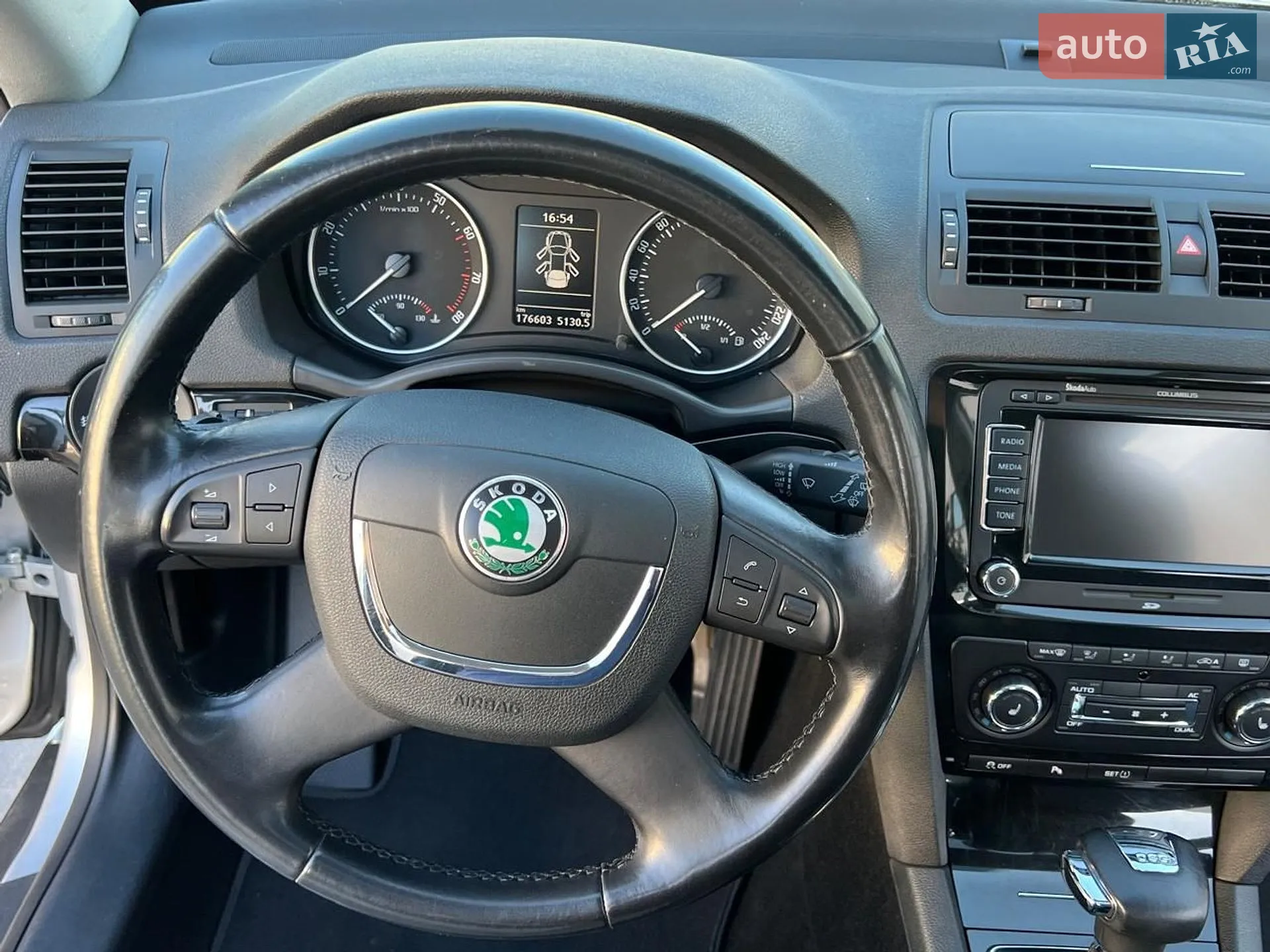 2010 Skoda Octavia - мініатюра 54