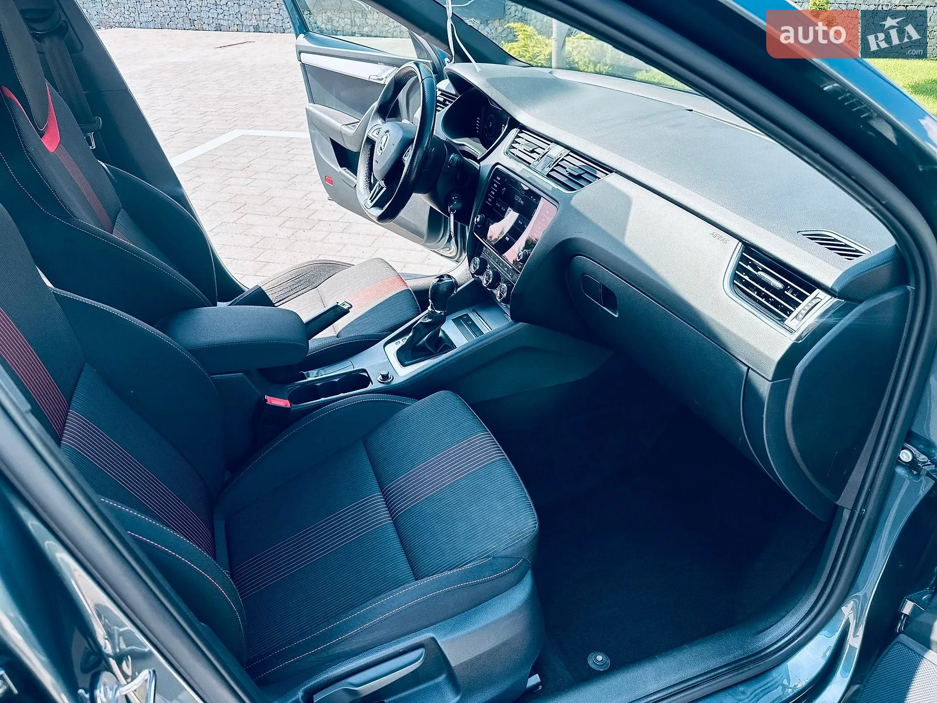 2019 Skoda Octavia - мініатюра 19