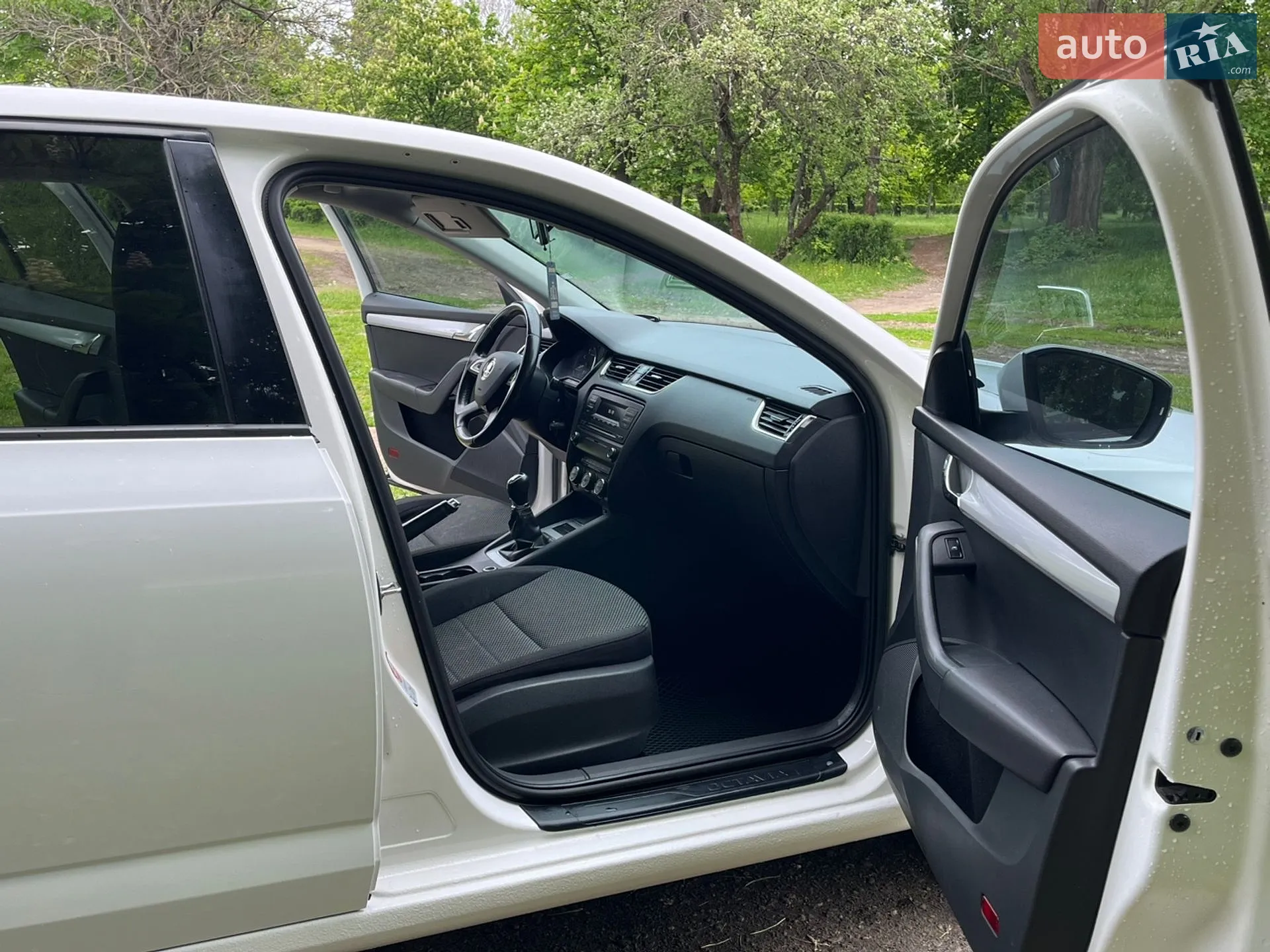 2013 Skoda Octavia - мініатюра 21