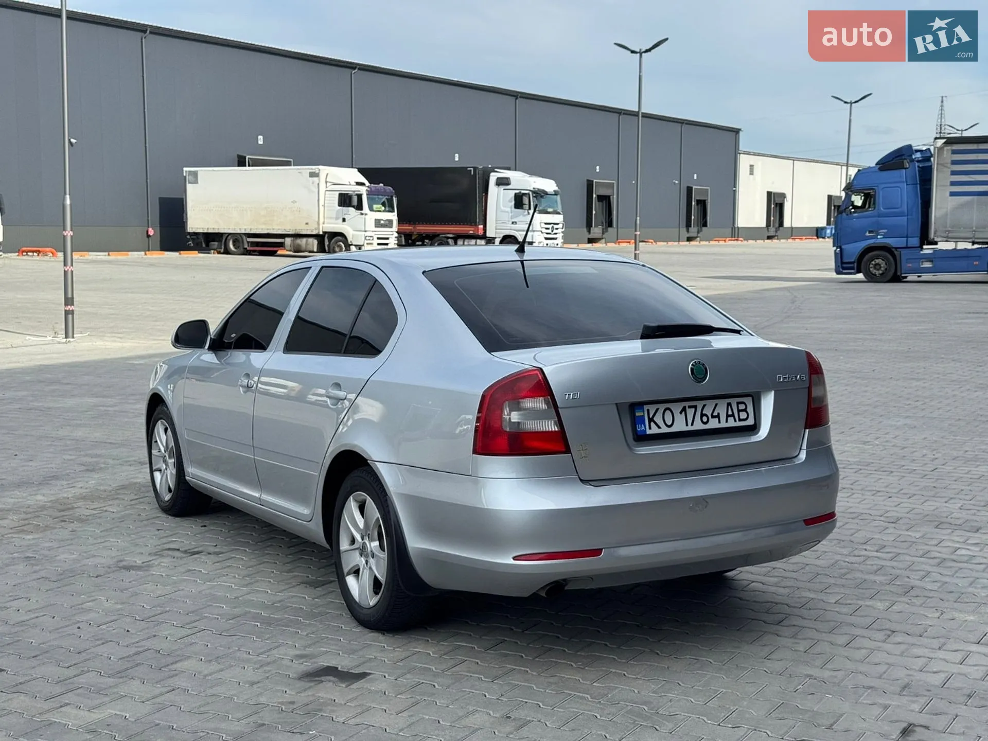 2011 Skoda Octavia - мініатюра 9