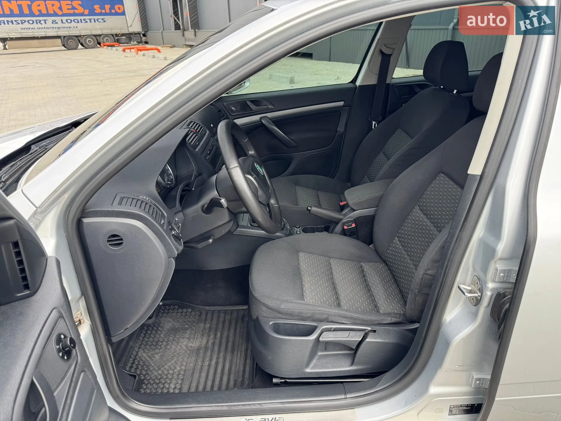 2011 Skoda Octavia - мініатюра 16
