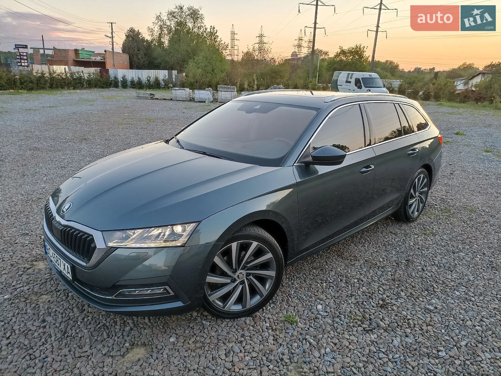 2021 Skoda Octavia - мініатюра 2