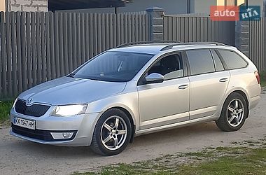Универсал Skoda Octavia 2015 в Боярке