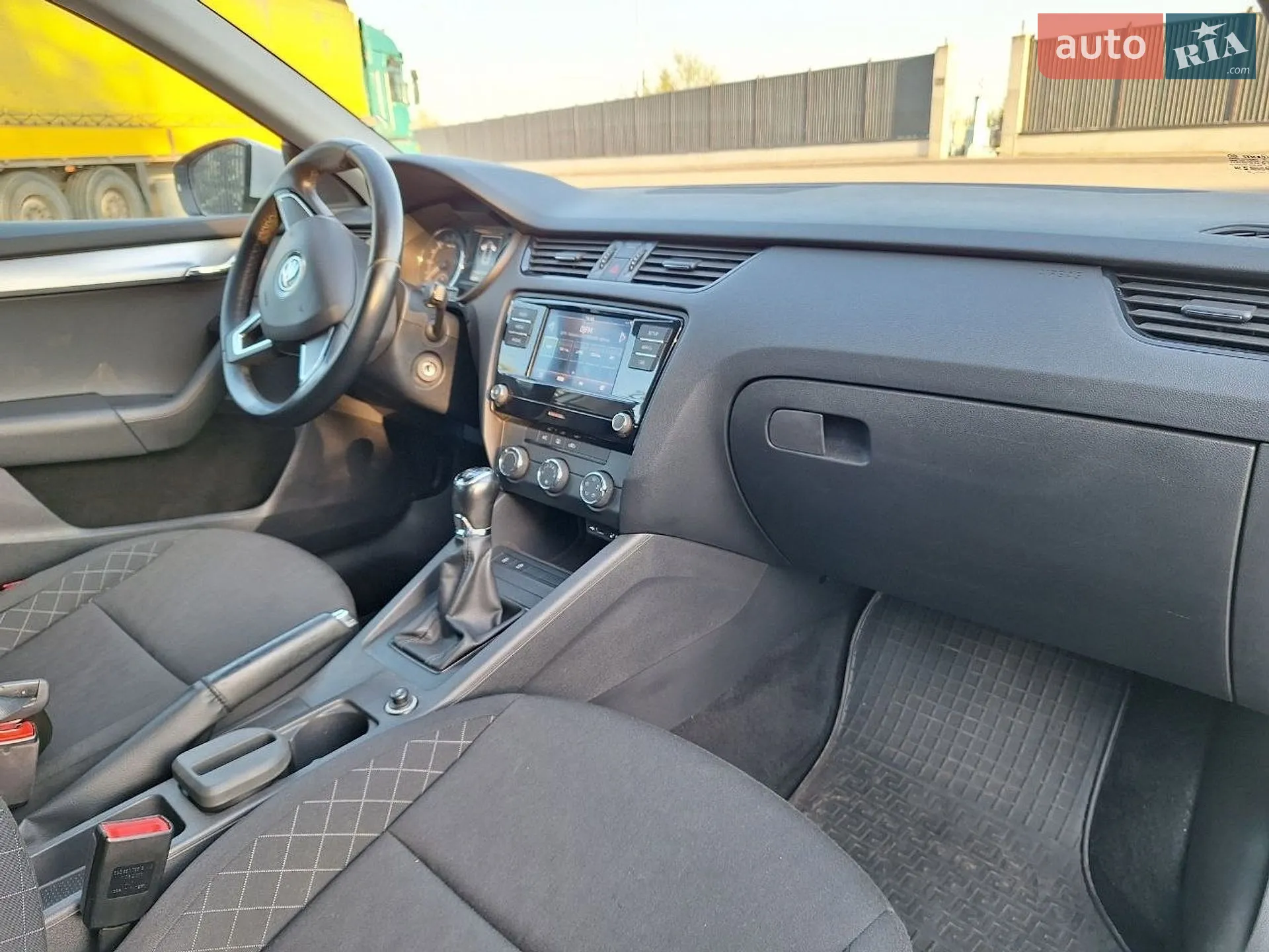2017 Skoda Octavia - мініатюра 15