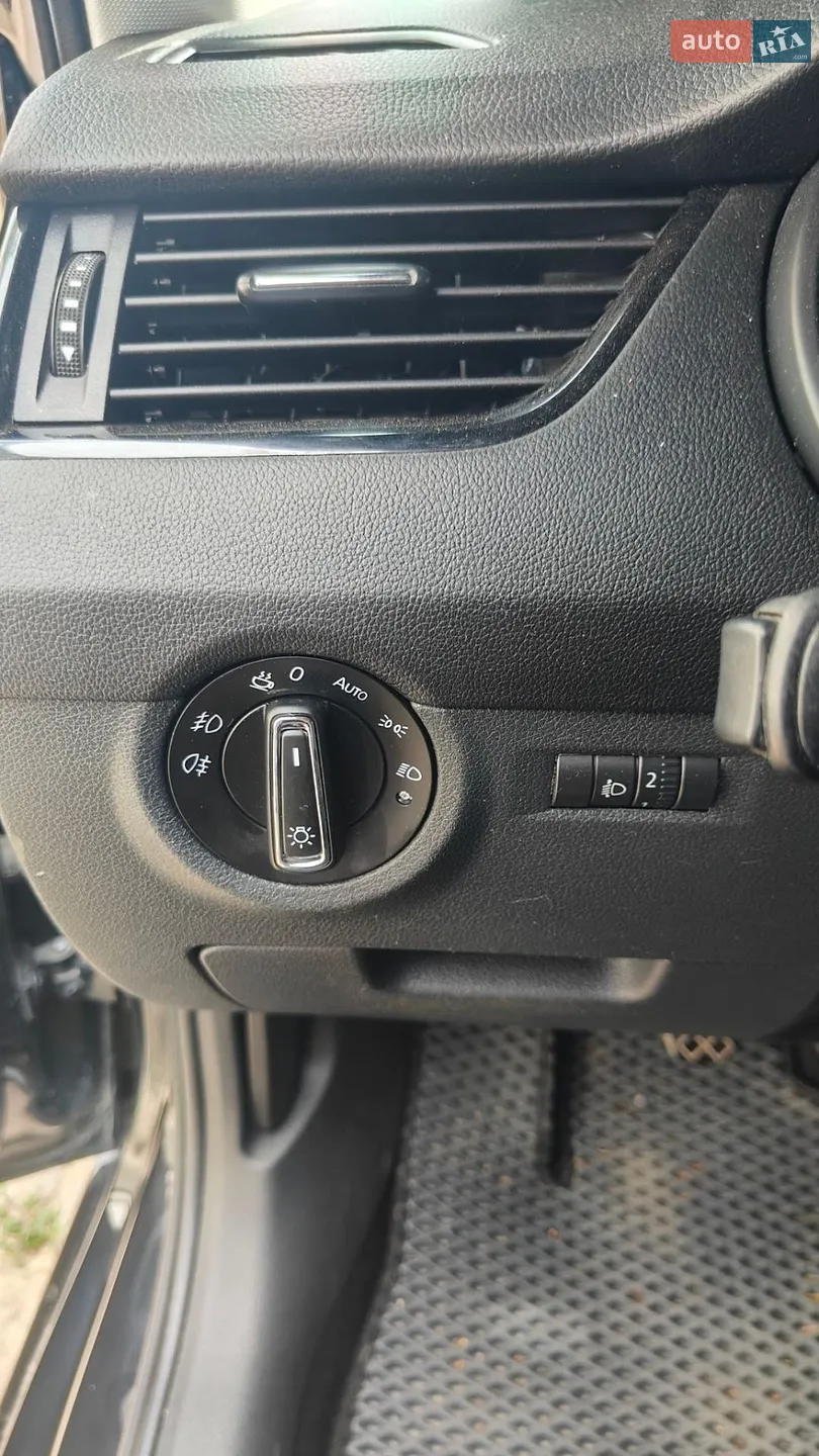 2016 Skoda Octavia - мініатюра 10